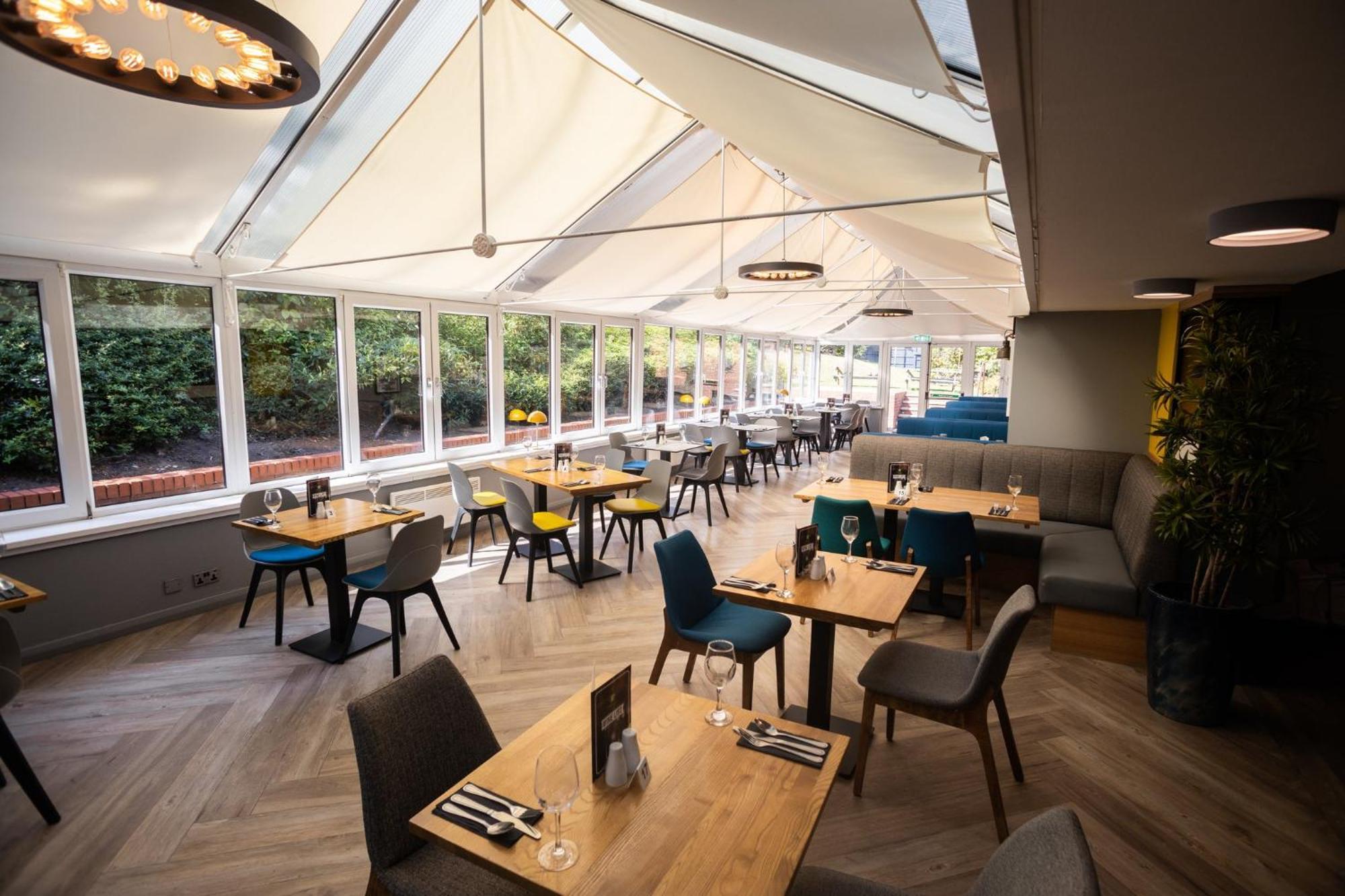 Holiday Inn A55 Chester West By Ihg Northop Buitenkant foto